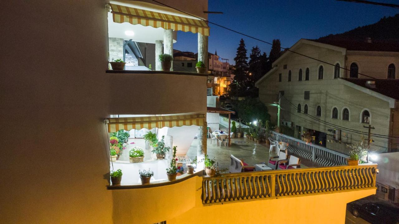 Apartments Ishmi In Center Of 울친 외부 사진