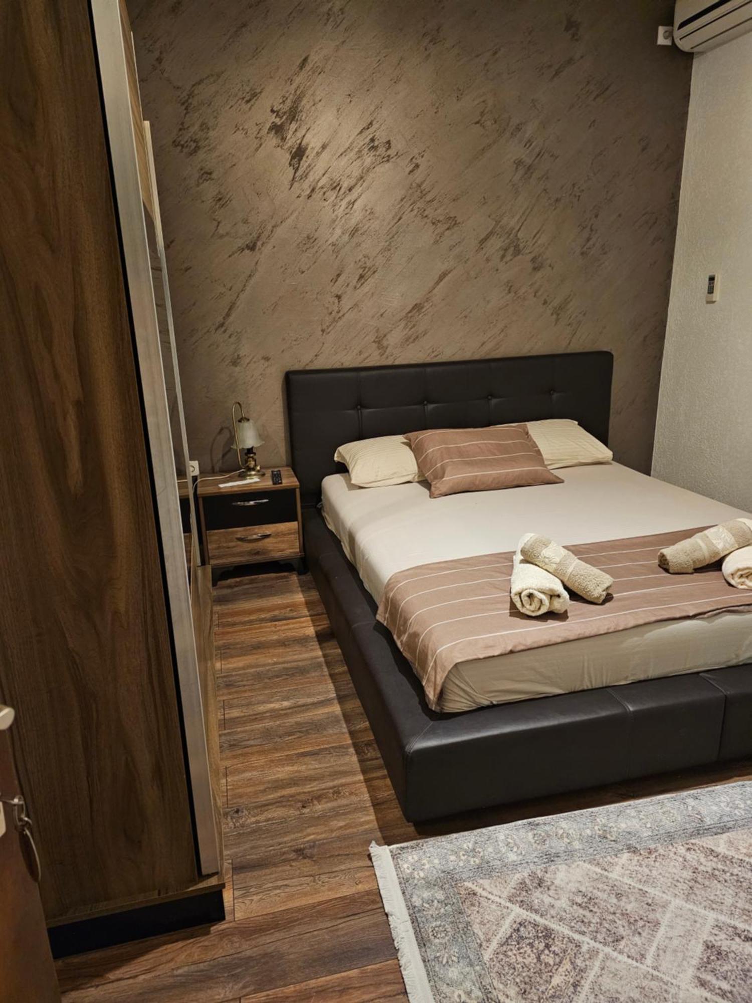 Apartments Ishmi In Center Of 울친 외부 사진